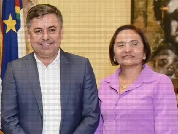 Na foto o atual prefeito de Jupi, Marcos Patriota, e a vice-prefeita e candidata à sucessão Rivanda Freire.