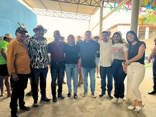 Regina da Saúde amplia articulações rumo à Alepe com apoio de Luiz Aroldo, em Águas Belas