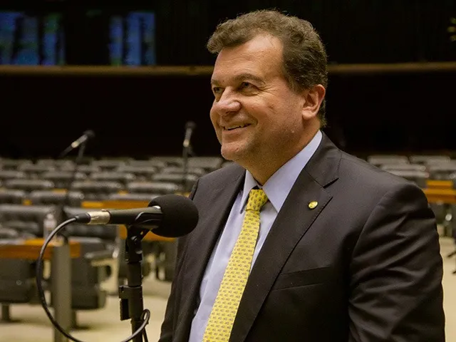 Deputado Waldemar Oliveira durante sessão na Câmara dos Deputados em Brasília-DF - Foto: Divulgação.