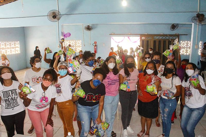 Ação do Ônibus Lilás com mulheres na Vila Esperança (Foto: Divulgação)