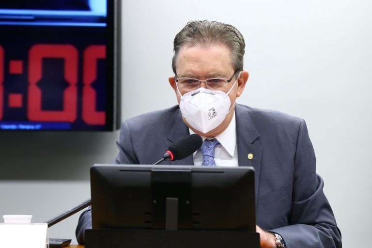 Deputado Luciano Ducci (PSB-PR), relator do projeto desempatou a votação - (Foto: Divulgação/Cleia Viana/Câmara dos Deputados)