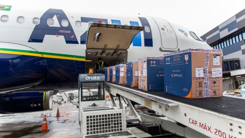 Avião vindo de Guarulhos pousou no aeroporto da capital gaúcha às 14h48 - Foto: Maicon Hinrichsen / Palácio Piratini