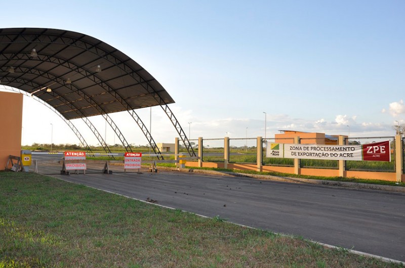 ZPEs são áreas de livre comércio com o exterior e voltadas à produção de bens a serem comercializados externamente - Reprodução/www.altino.blogspot.com.br