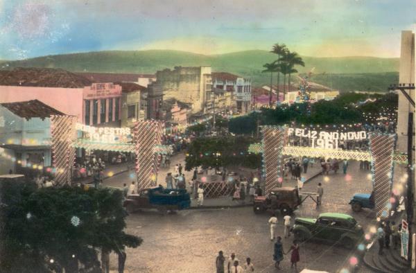 Natal de Garanhuns na década de 60 - Avenida Santo Antônio, centro da cidade.