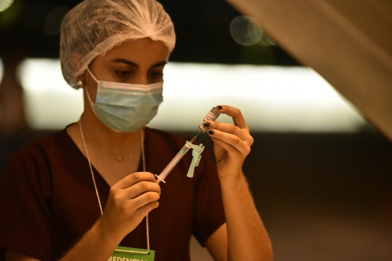 12 mil pessoas se vacinaram contra a Covid-19