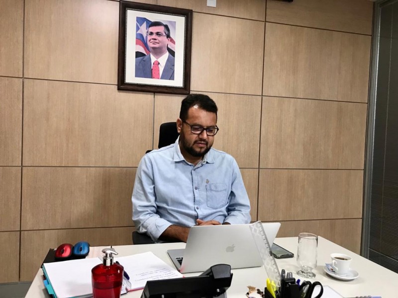 Secretário Clayton Noleto define detalhes do ‘Arraial da Vacinação’ em Imperatriz. (Foto: Divulgação)