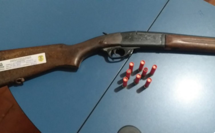 Homem é preso por posse irregular de arma de fogo em Formoso do Araguaia - Foto: SSP/Governo do Tocantins