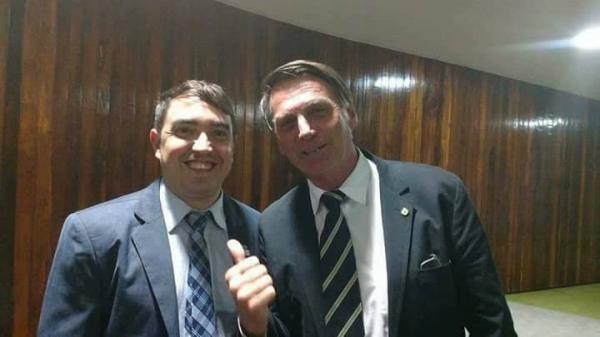 Ex-candidato a deputado estadual, Tiago Paes, e o presidente da República Jair Bolsonaro