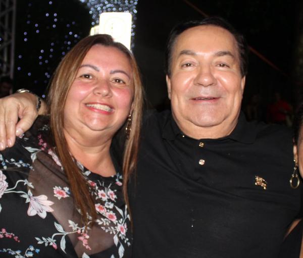 Vereadora Andrea Nunes e o Prefeito Izaías Régis
