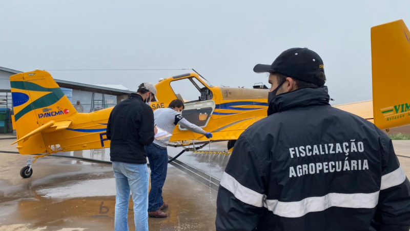 Treinamento possibilitou a atualização dos servidores no modo de aplicação aéreo de agrotóxicos - Foto: Débora Tonon/Divulgação Sepadr