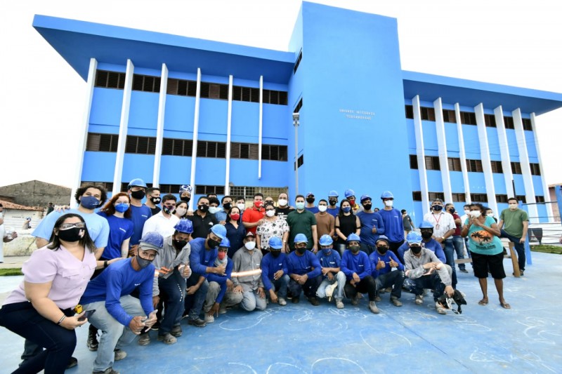 <em>Equipe da Seduc visitou as obras realizadas em escolas da Grande São Luís (Foto: Divulgação)</em>