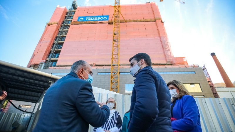 Com previsão de término em 2022, Hospital Nora Teixeira terá 15 pavimentos e um custo total estimado em R$ 222,2 milhões - Foto: Gustavo Mansur/Palácio Piratini