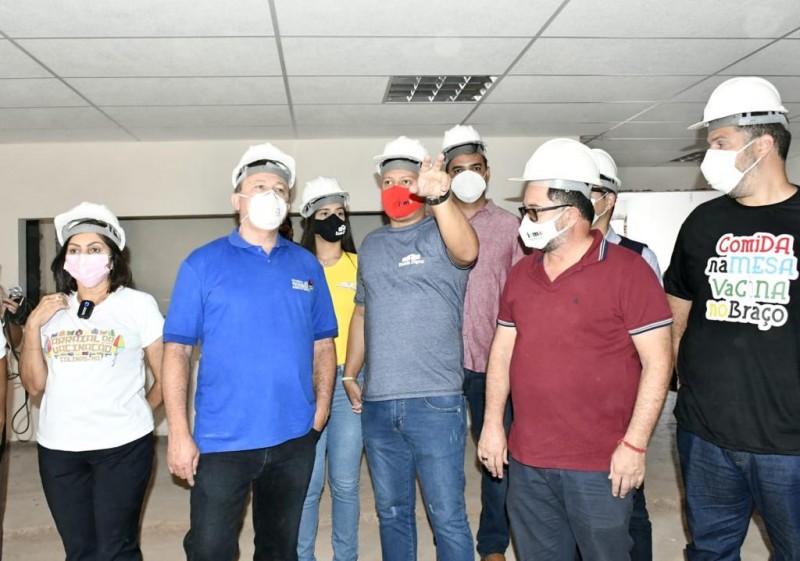 Comitiva do Governo vistoria construção de unidade do IEMA em Colinas (Foto: Divulgação)