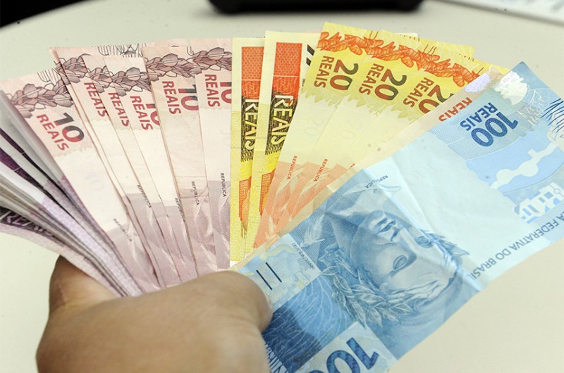 Norma dispensa exigência de documentos de regularidade fiscal para contratação ou renegociação de empréstimos - Waldemir Barreto/Agência Senado
