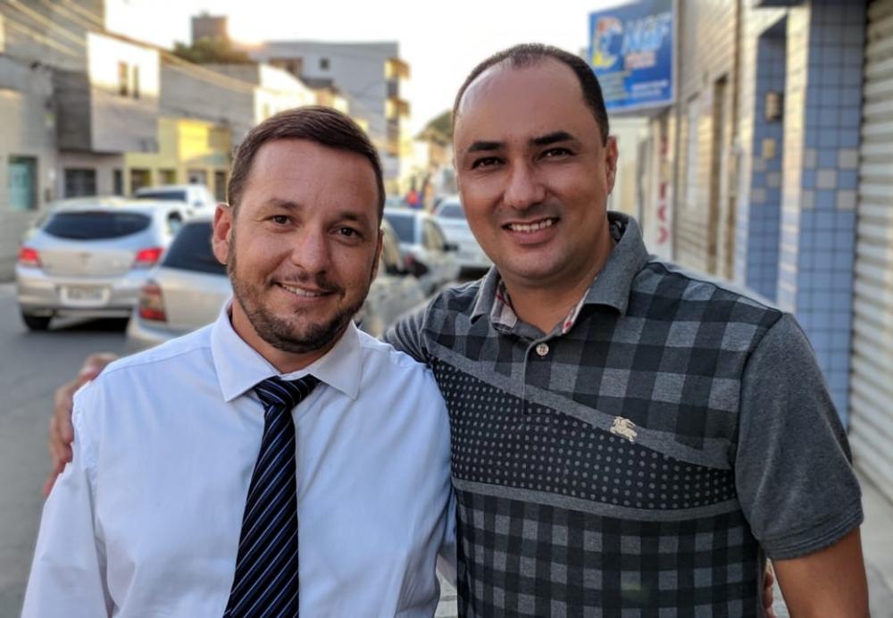 Dr. Sílvio Monteiro (advogado) e Luizinho Roldão
