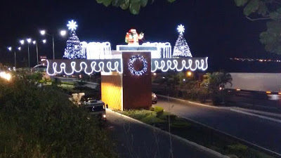 Entrada da cidade recebe decoração especial para o Natal Luz 2015