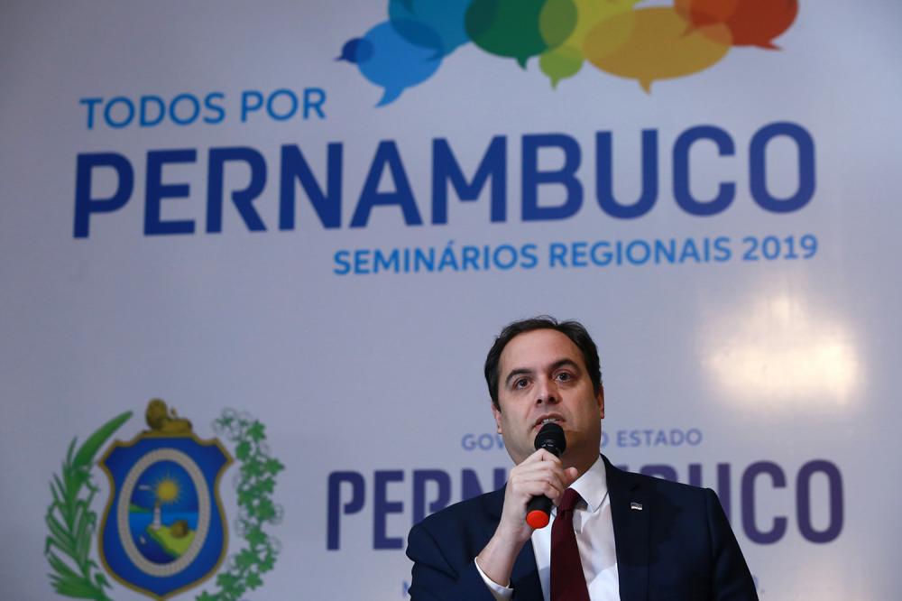 O governador Paulo Câmara lançou o site do Programa Todos por Pernambuco nesta terça-feira (23)