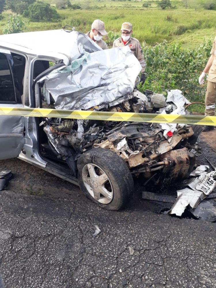 Acidente agora a pouco na entrada do município de São João deixa um morto