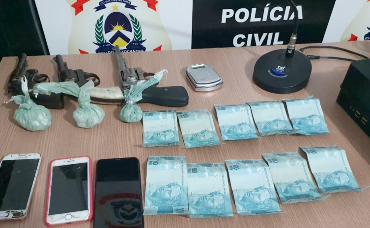 Drogas, armas de fogo, dinheiro e várias pessoas presas durante operação da Polícia Civil em Miracema do Tocantins - Foto: SSP/Governo do Tocantins