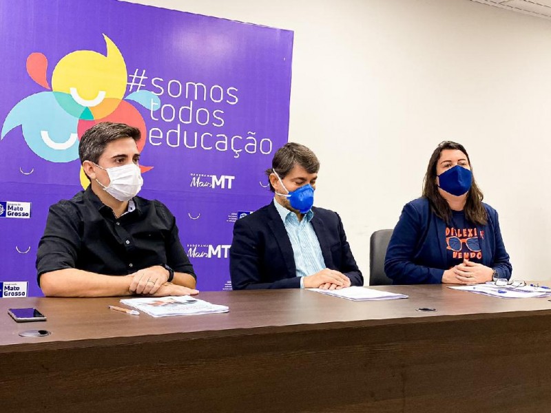 Gabriela Andrade agradeceu, em nome das mães de pessoas com dislexia, a oportunidade de falar sobre o assunto de forma assistida - Foto por: Wesley Rodrigues