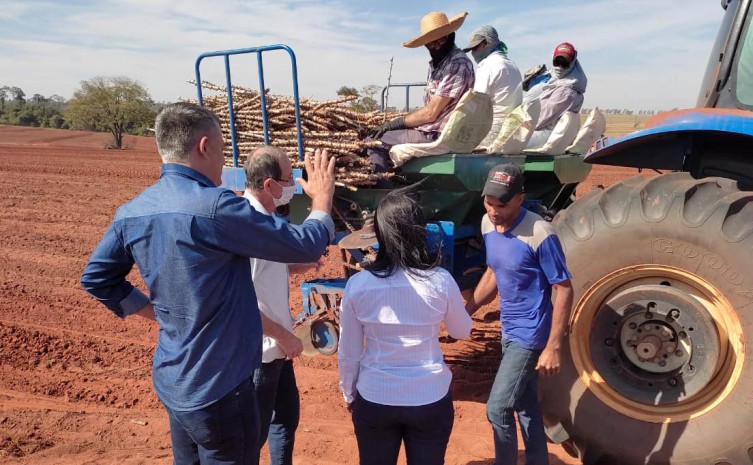 Na oportunidade foram discutidas possíveis parcerias e uma visita aos produtores de mandioca do Tocantins - Foto: Divulgação