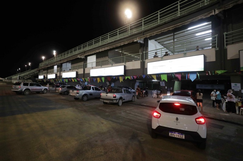 Sambódromo é o posto que mais aplicou vacinas