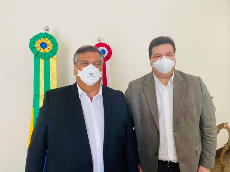 <em>Governador Flávio Dino e o reitor Gustavo Costa anunciaram novos cursos para a UEMA</em>