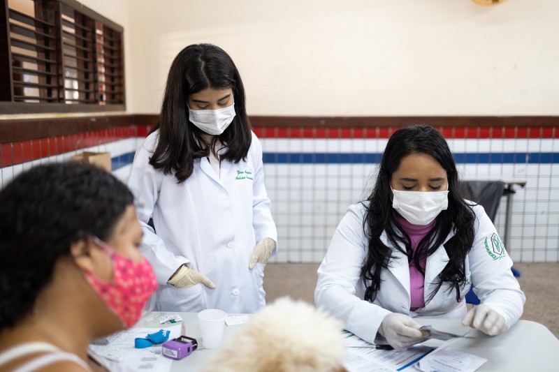 <em>Atendimentos do Mais Saúde Animal promovidos durante a ação no Anjo da Guarda (Foto: Ruy Barros)</em>