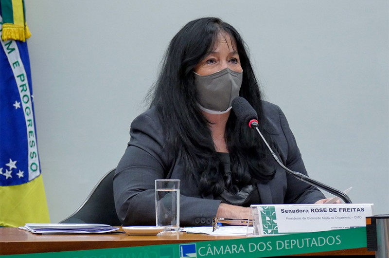 Senadora Rose de Freitas (MDB-ES), presidente da CMO, propôs convite a quatro ministros para falar do Orçamento do ano que vem - Roque de Sá/Agência Senado