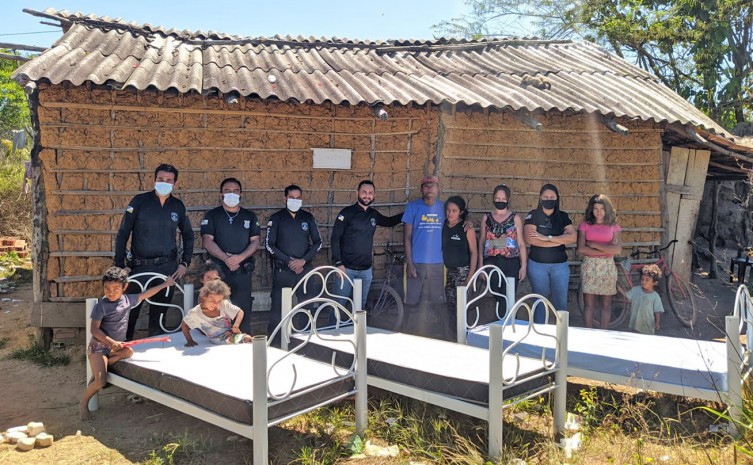 Para a família da Amanda Patrícia foram doados alimentos e camas - Foto: Seciju/Governo do Tocantins