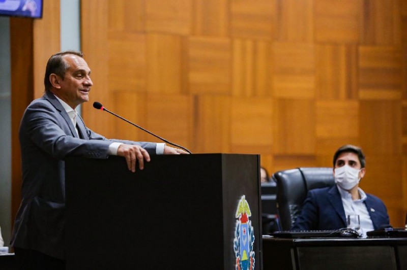 O parlamentar acrescentou que o isolamento do estudante da rede estadual só vai aumentar o 'fosso entre a rede publicar e particular' - Foto por: David Borges