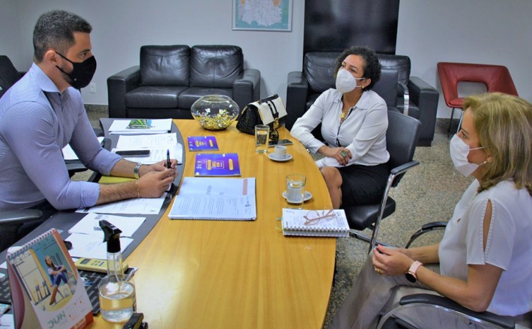 Ampliação de atendimentos no Sistema Penal e inspeções nas Unidades Penais foram a pauta da reunião - Foto: Marcos Miranda/Governo do Tocantins