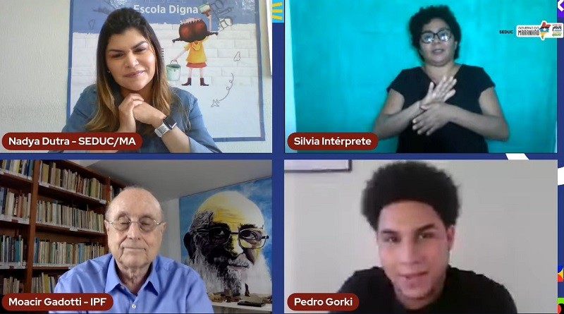 Secretária Adjunta Nádya Dutra mediou o webinário sobre Paulo Freire (Foto: Divulgação)