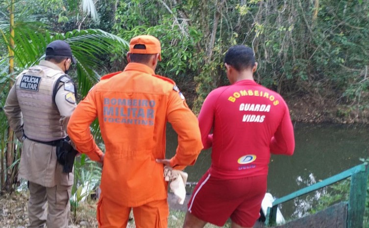Bombeiros militares realizaram as buscas ao corpo da criança, no Rio Taquari, em Araguatins - Foto: Corpo de Bombeiros/Governo do Tocantins