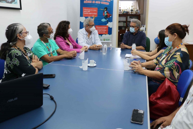 Durante o encontro, FCecon e Semed defenderam a importância da volta da vacinação contra o HPV às escolas - FOTO: Laís Pompeu/FCecon