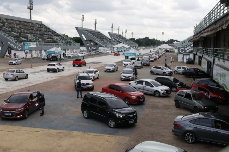 Sambódromo disponibiliza 28 postos de imunização