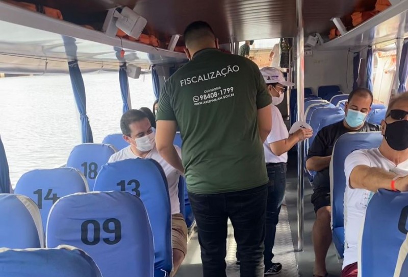 Mais de 11 mil pessoas já deixaram a capital amazonense em transportes fiscalizados - FOTO: Divulgação/Arsepam