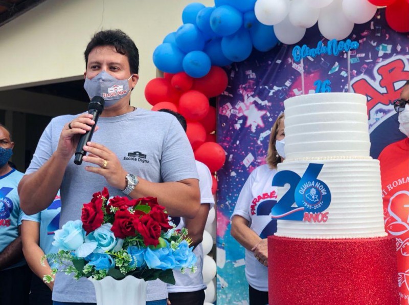Secretário Felipe Camarão representa governador Flávio Dino nas comemorações dos 26 anos de Olinda Nova do Maranhão e entrega Escola Digna. (Foto: Vinicius Costa)