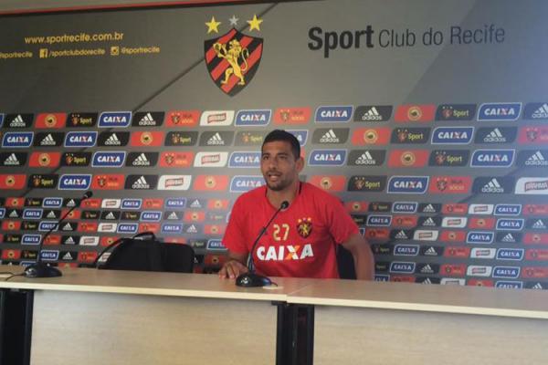 Após a convocação para a Seleção, Diego Souza concedeu entrevista coletiva na tarde desta quinta