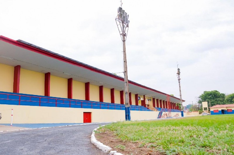 Escola Estadual Liceu Cuiabano foi uma das primeiras a receber o novo valor do recurso descentralizado, de até R$ 100 mil - Foto por: David Borges