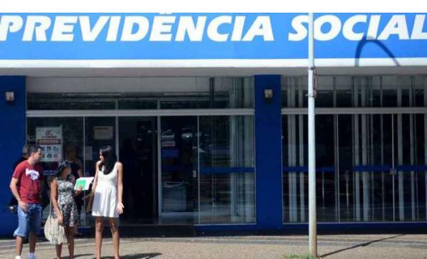 Os benefícos de janeiro já estão sendo pagos, os depósitos começaram no último dia 25, terminam em 7 de fevereiro. Foto: Jhonatan Vieira/Esp CB/D.A Press 