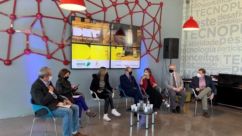 “Educação é missão de todos nós como cidadãos e cidadãs deste país