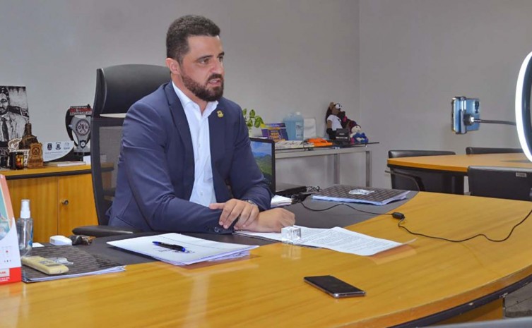 O secretário da Seciju, Heber Fidelis, fez a abertura do I Seminário Estadual sobre Política de Atenção às Pessoas Egressas do Sistema Penal - Foto: Gabriela Santos/Governo do Tocantins