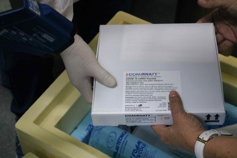 93.600 doses de vacinas da Pfizer