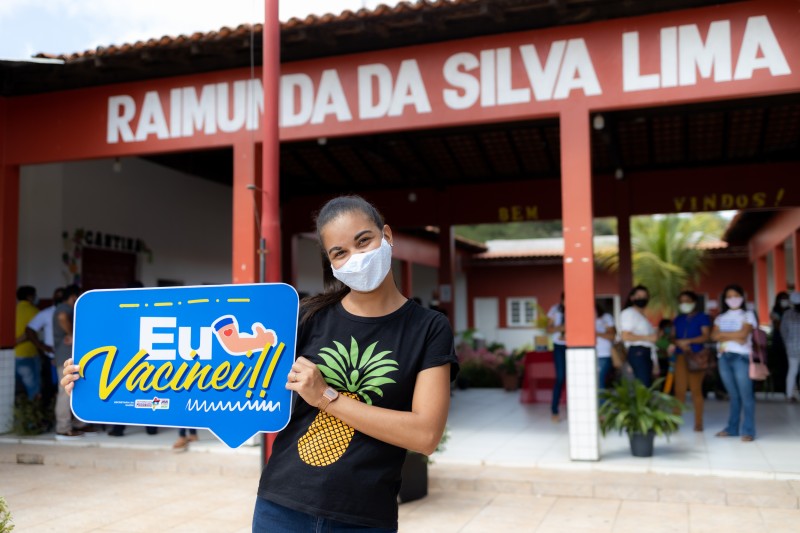 Mais de 168.647 pessoas receberam a primeira dose da vacina nos mutirões realizados pelo Governo (Foto: Ruy Barros)