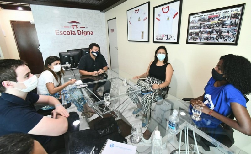 Secretário reafirmou compromisso do governo com a educação (Foto: Lauro Vasconcelos)