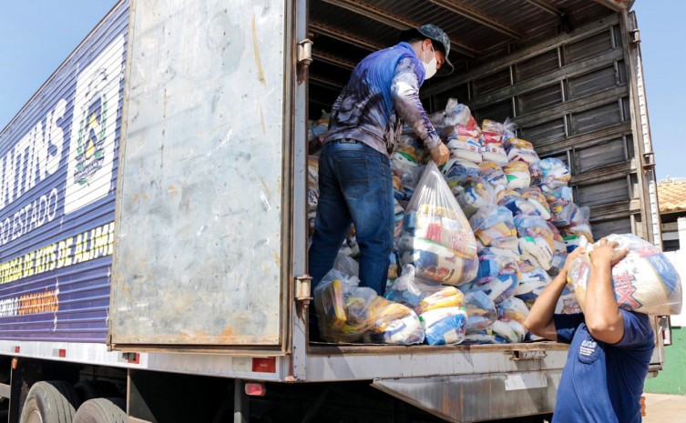 Nesta semana também serão entregues 4.742 kits de alimentos, em outros 11 municípios - Foto: Carlessandro Souza/Governo do Tocantins