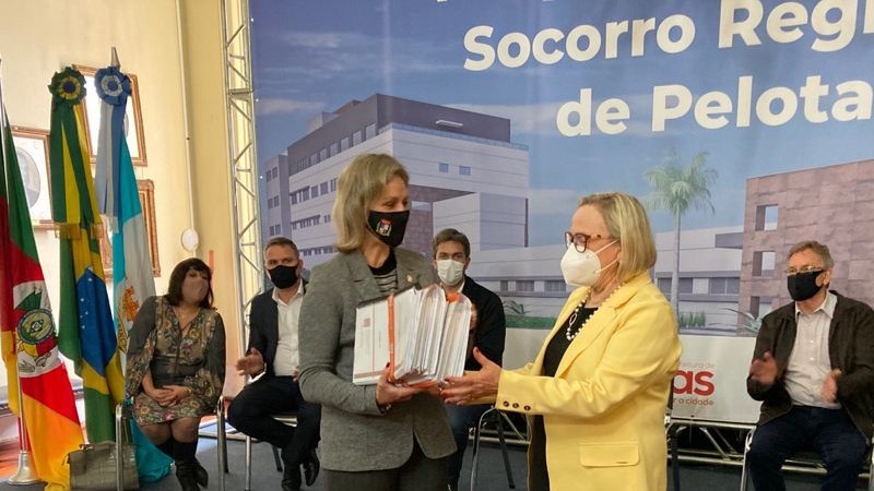 Secretária da Saúde, Arita Bergmann recebeu projetos da prefeita de Pelotas, Paula Mascarenhas - Foto: Divulgação SES