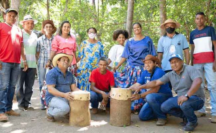 Grupo do Tambor de Monte do Carmo é uma tradição centenária que integra o projeto - Foto: Emerson Silva/Governo do Tocantins