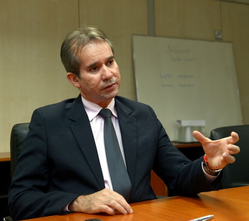 <em>Secretário Marcellus Ribeiro destacou o incentivo da gestão estadual para incentivar a redução nos custos desses produtos (Foto: Divulgação)</em> 